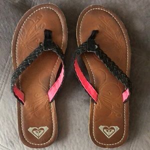 Cute Roxy Sandals